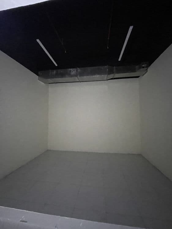 Stroymart ibn Sino gipermarket 6-qavat fudkort 1kvM - 1700$ — 2