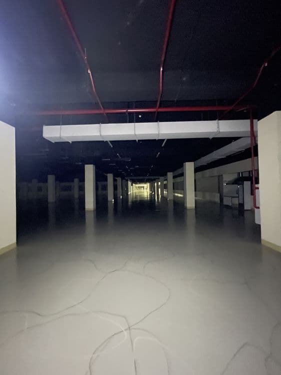 Stroymart ibn Sino gipermarket 6-qavat fudkort 1kvM - 1700$ — 5