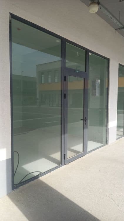 Dokon sotiladi Index bozor qator F1-1087 дукон judayam yaxshi joyda — 5