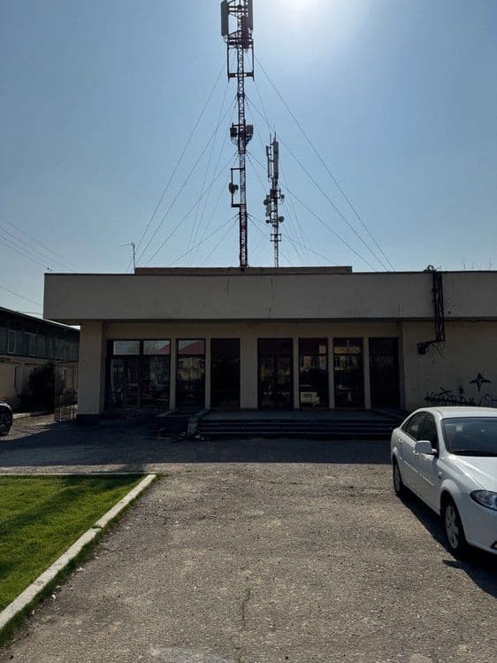 продается 35 сотых и плюс 800 кв помещение F01 — 4