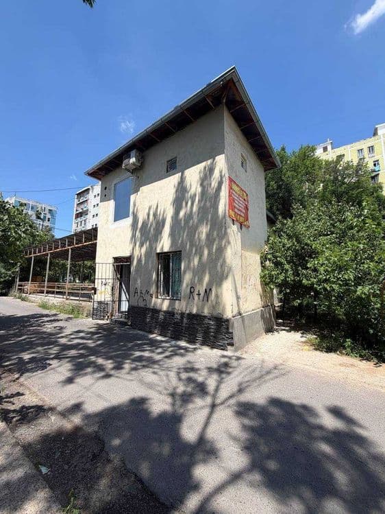 172m2 joy sotiladi Versal restoran 2-liniya — 1