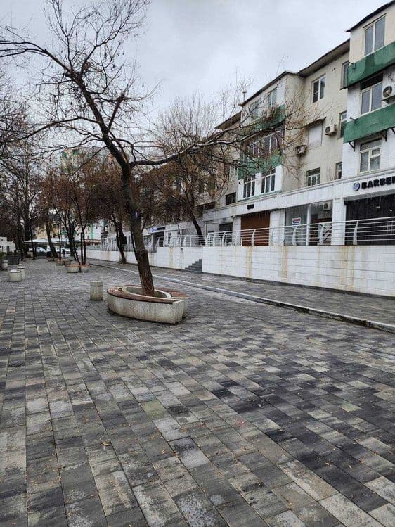 Продаётся Нежилое! Юнусабад, Ор-р: 8 квартал / Биллур ресторан Т — 2