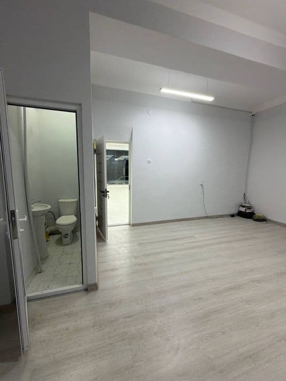 Офис с Арендатором на три года! 90 м2 — 3