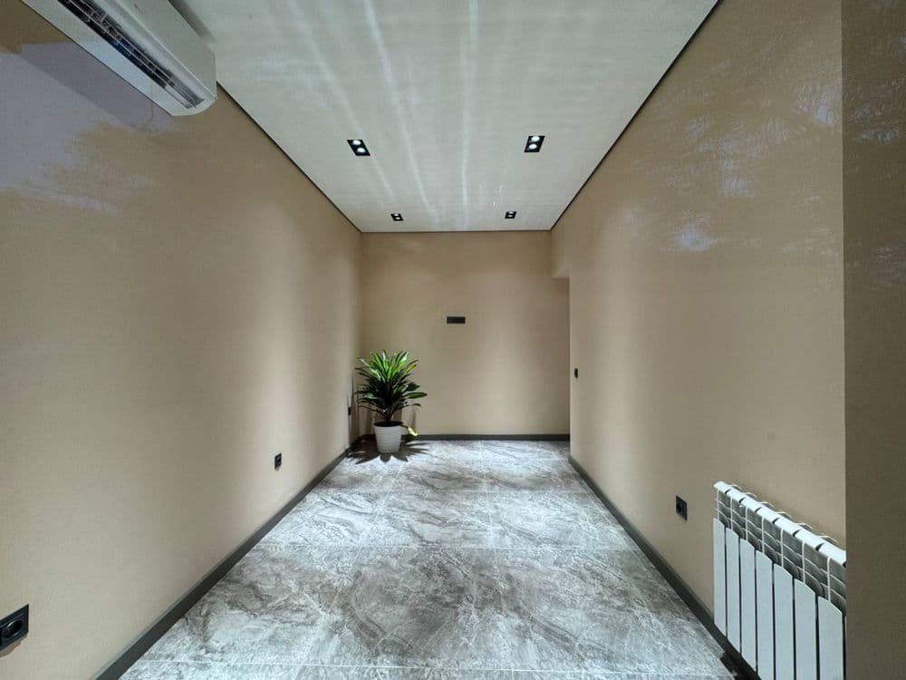 Коммерция 55м², Ц-6, первая линия, высокий трафик — 3
