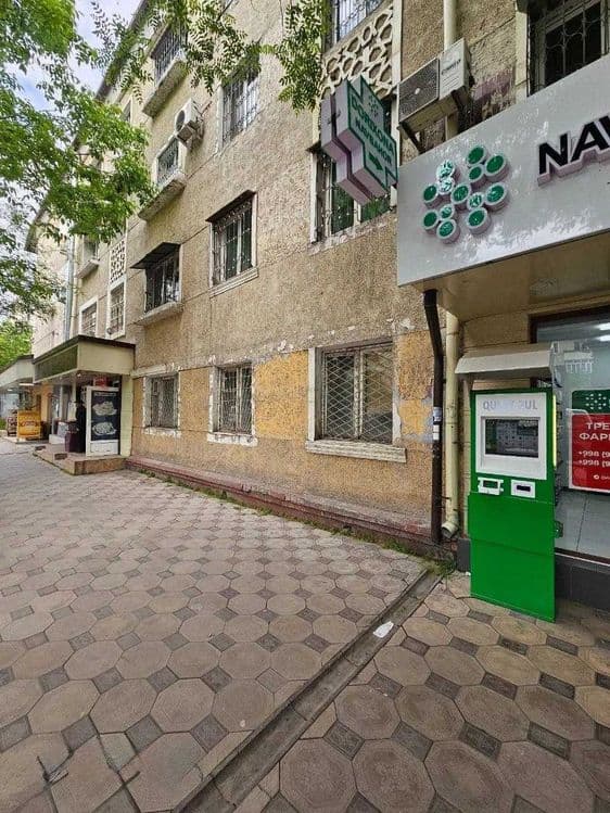 м.Новза перекресток Узбекфильм 1-этаж 70 м² фасад 10 м 1-линия — 1