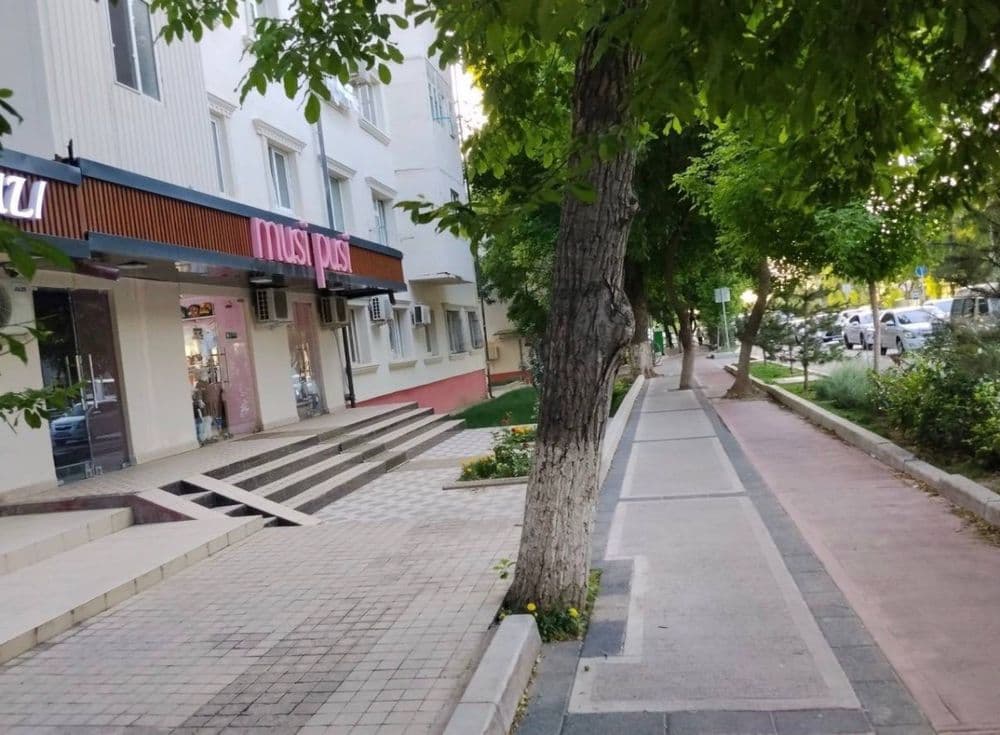 Продается нежилое помещение вдоль дороги! Эко базар первая линия! — 3