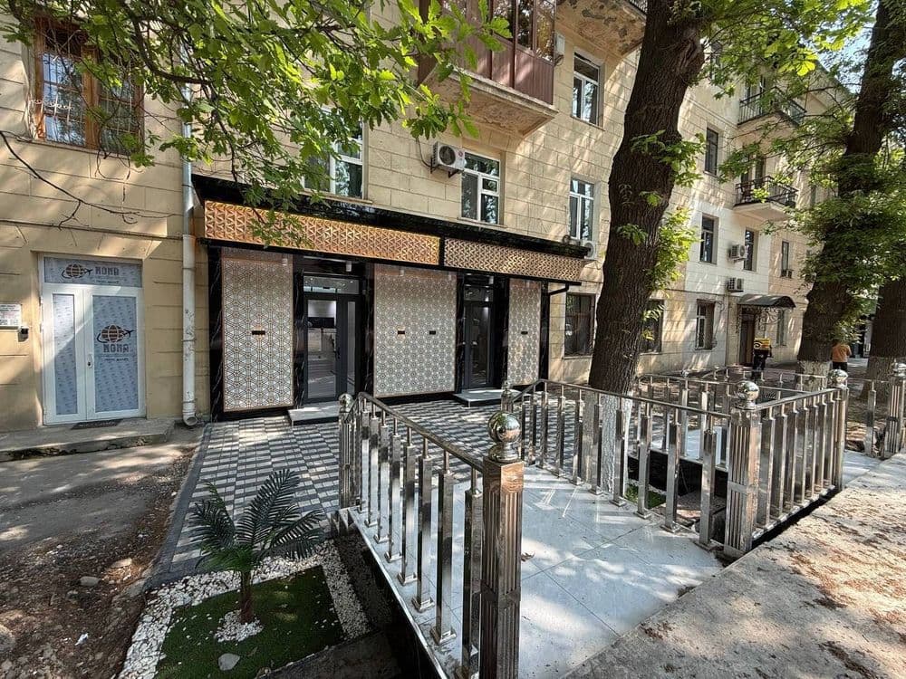 Продается Коммерческое Помещение 45 м2 стадион Старт, Breadly — 1
