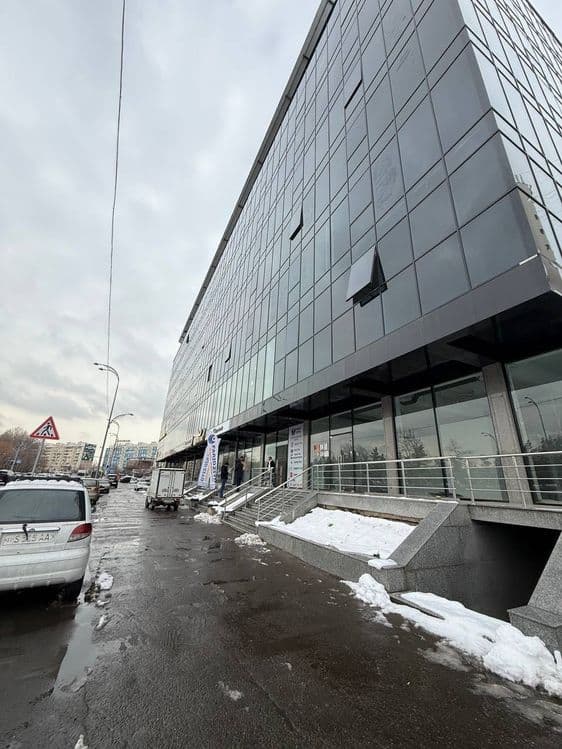 Нежилое помещение в бизнес-центре 73квм Яккасарай Аэропорт — 2
