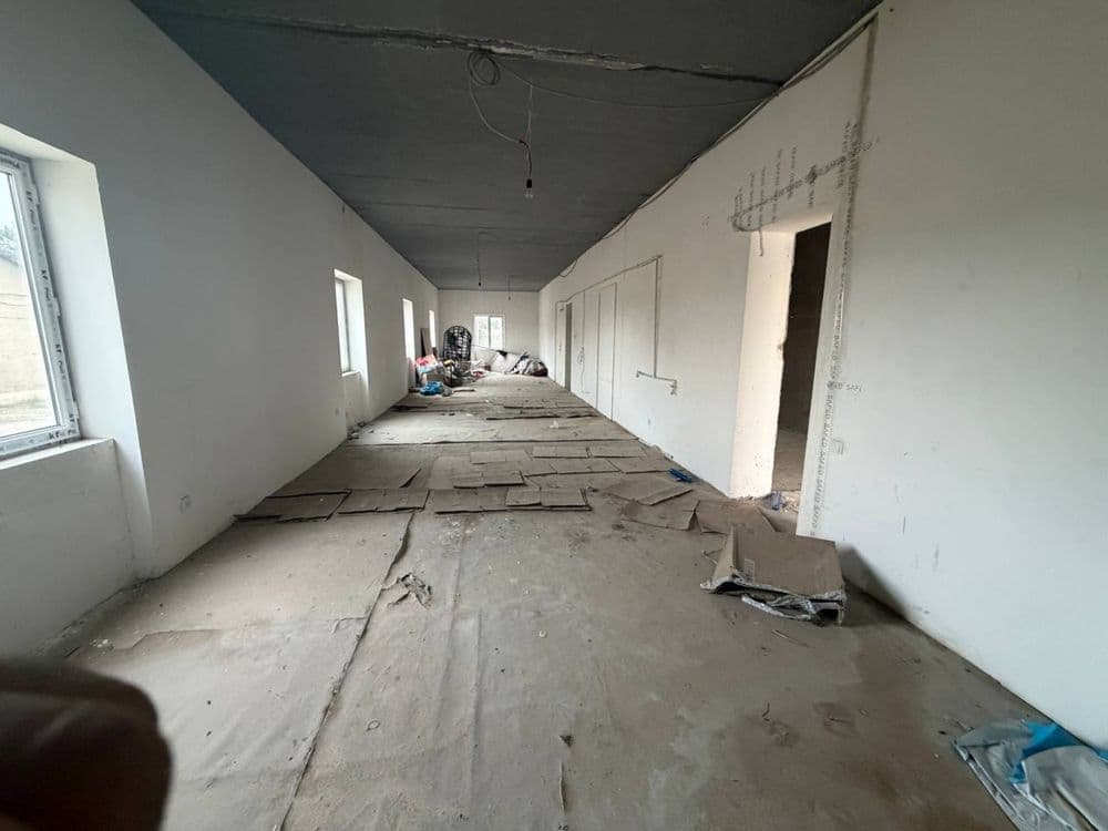 продается нежилой здание под бизнес в области — 2