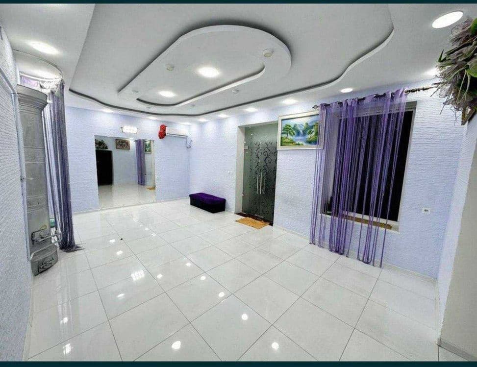 Коммерческое помещение 105 м² у центральной дороги, Горпарк, Чирчик — 1