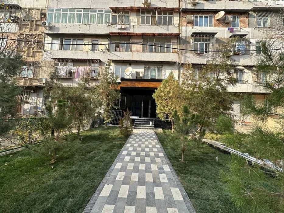 Продажа коммерческое/нежилое помещения  Улица Миракилова — 1