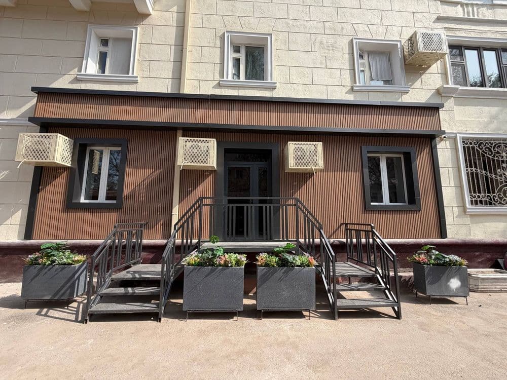 ПРОДАЁТСЯ! Помещение 100м² фасад 12м Шота Руставели арендатор готов — 2