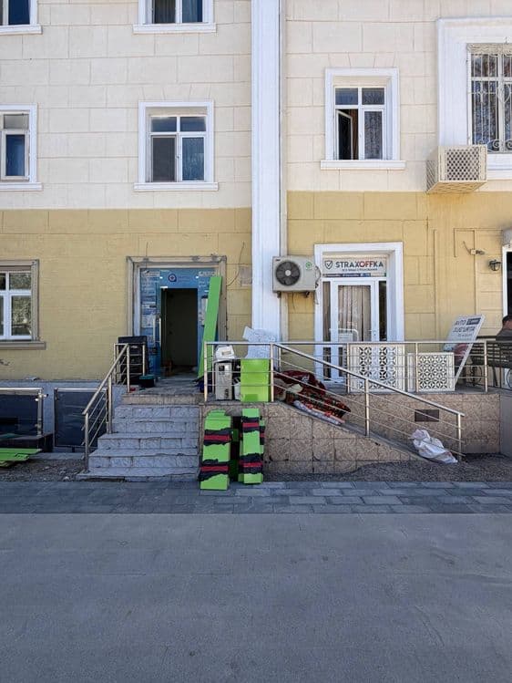 Шота Руставели нежилое помещение 75кв.м первая линия фасад 7.7м СВОЯ — 2