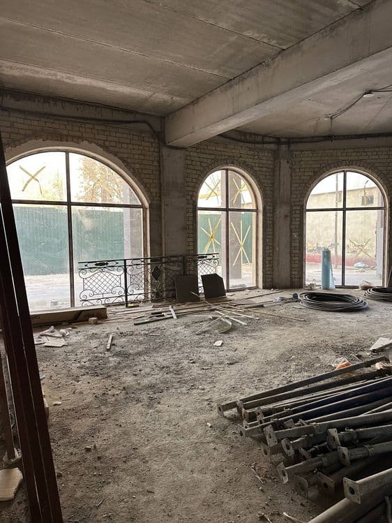 ПРОДАЁТСЯ! Угловая коммерция 280м² ЖК New Life Mirabad 1 линия — 3