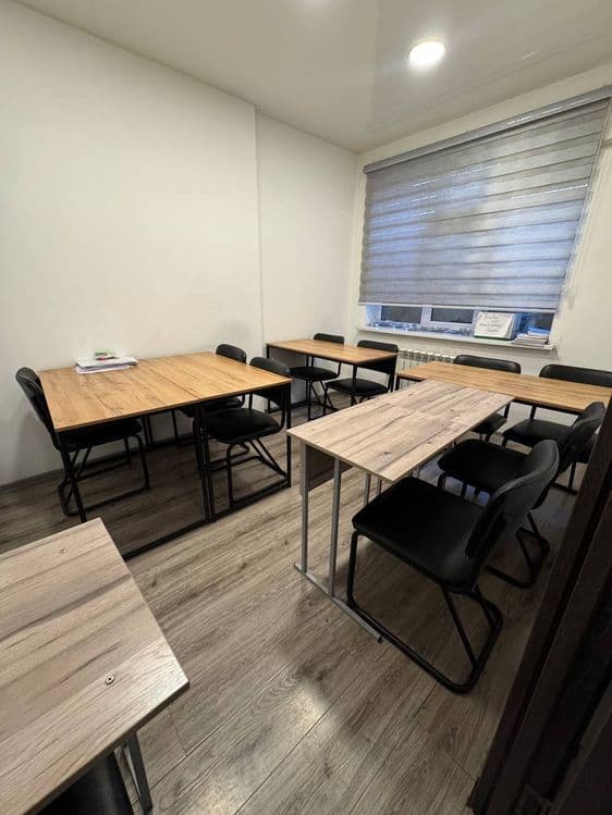 Продаётся помещение ул. ЧЕХОВА 172М2 — 1