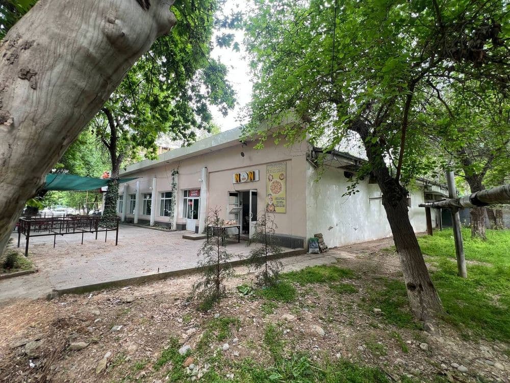 Срочно продам Чиланзар 26 Налоговая  на внутри  30 метров на 1 Линия — 1
