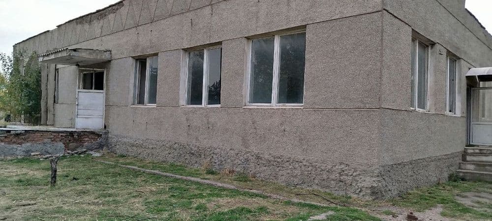 НЕЖИЛОЕ Сотилади 1 - ГЕКТАР 240 м2 Бино Урта Чирчик Туйтепа Срочна — 2