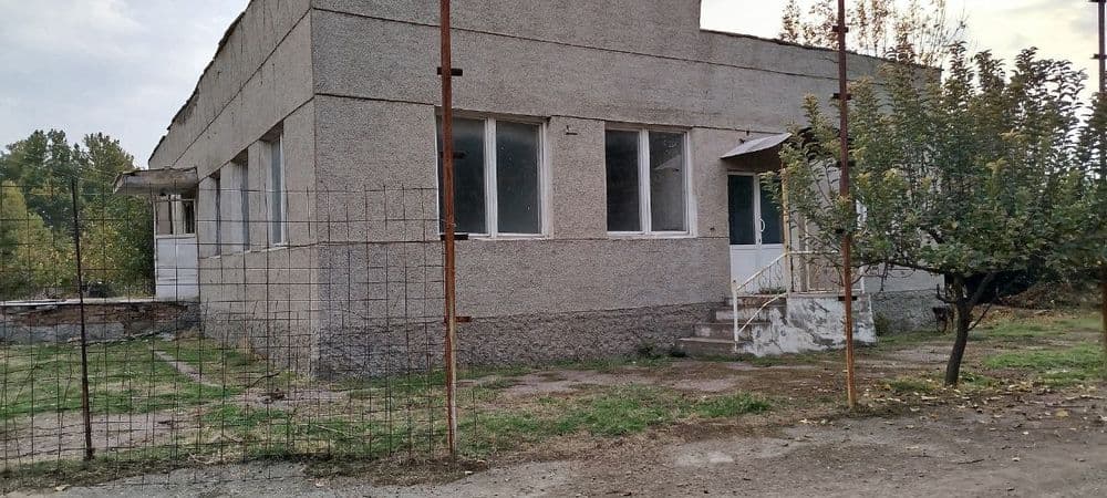 НЕЖИЛОЕ Сотилади 1 - ГЕКТАР 240 м2 Бино Урта Чирчик Туйтепа Срочна — 3