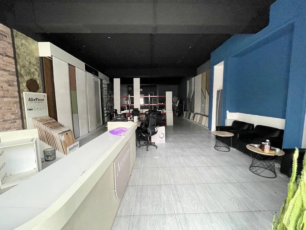 Продается помещение улица Паркент 153м2 — 2