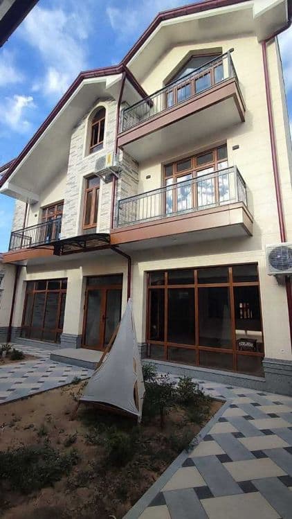 Продаётся Хостел площадью 500 м² в Бостанлыкском районе, Хумсан. — 1