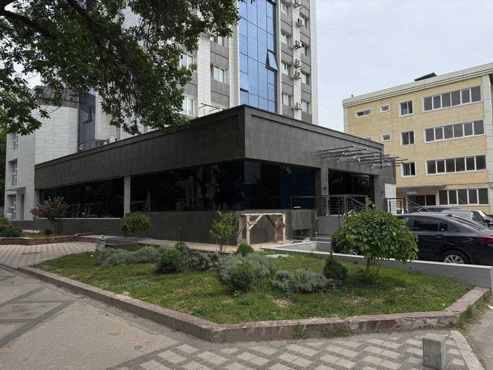 Срочно продается Коммерческое помещение 910 м² | Нукусская | 1 линия — 2