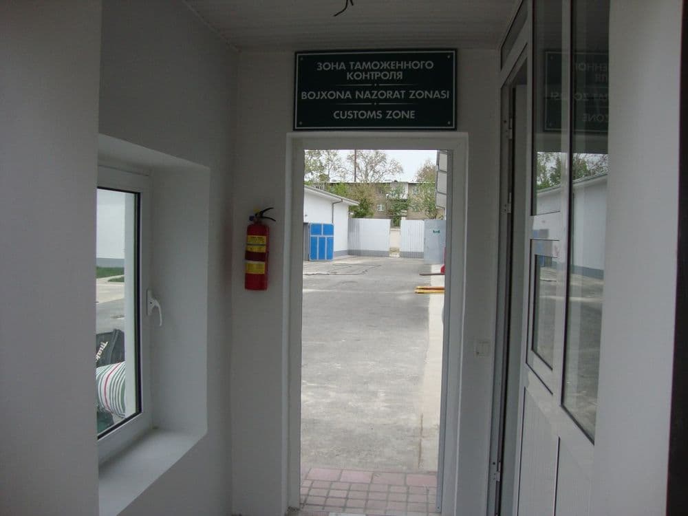 Срочно Продается склад 47 соток, Аэропорт — 6
