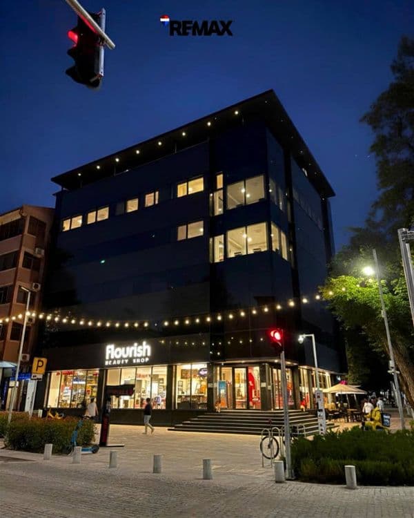 Premium commercial asset & flagship investment property — 1