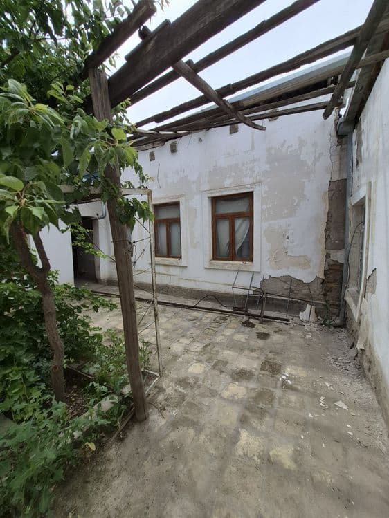 Продаётся ховли в старом городе. — 1