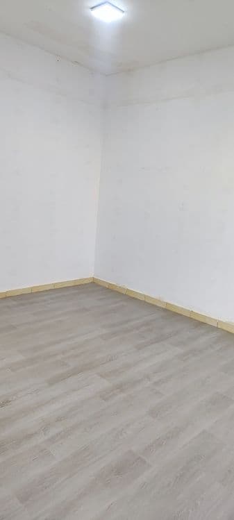 Продаётся или сдаётся в аренду магазин в новом Каганском базаре — 6