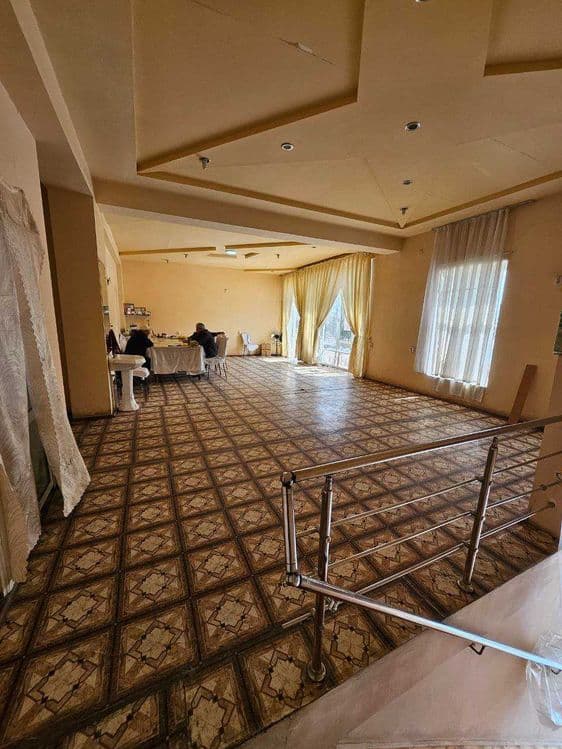 Станция бозорида 3 каватли магазин сотилади — 6