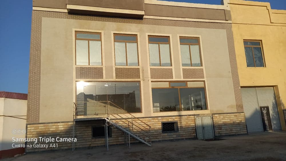 Magazin sotilad. 1.100 mln naxt — 3