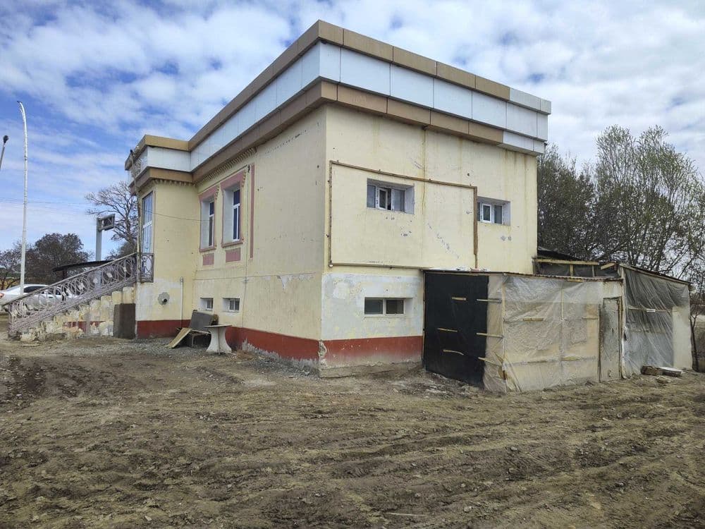 Dukon     binosi — 2