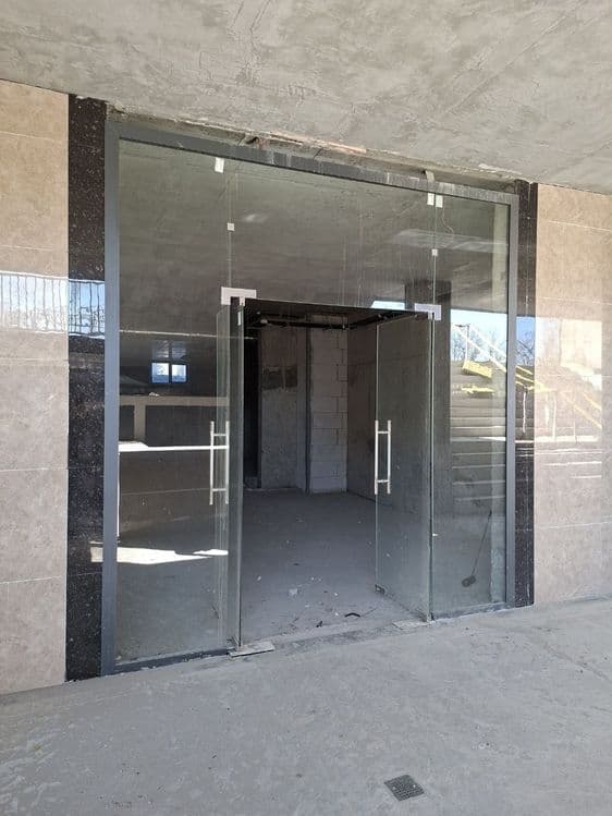 Продаётся магазин 112квадрат в массиве корасув рядом больница хаваси — 1