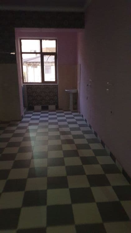 Srochna " Magazin " sotiladi 23 kvadrad ..manzil  mikrayon arka — 6