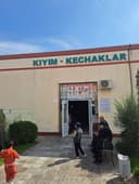 Термиз шахар центр кийим бозорида 5 сектор 9 дукон сотилади