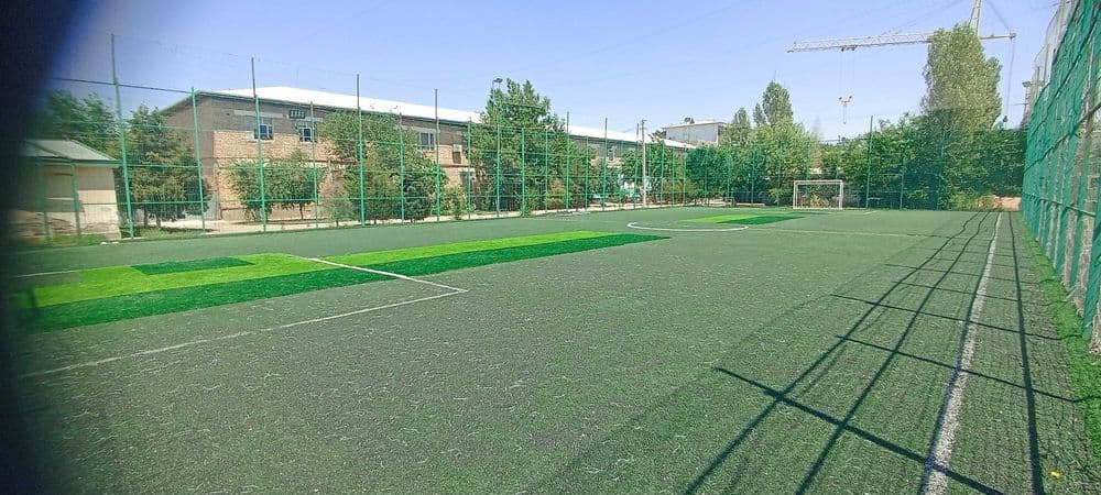 Футбол майдони сотилади — 5