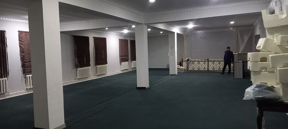 Урганч шахри Чолиш бозор рупарасида жойлашган дукон  сотилади — 2