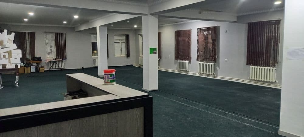 Урганч шахри Чолиш бозор рупарасида жойлашган дукон  сотилади — 3