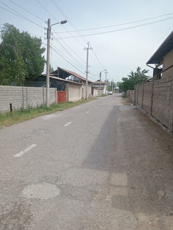 Участок с домом. — 1