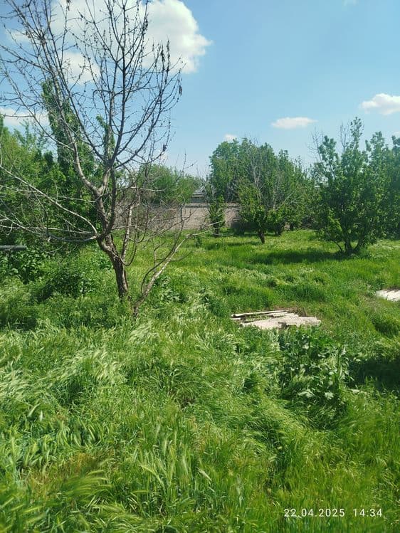 Участок   Назарбек 13соток кадастр есть,  сотка 9000$  газ свет вода. — 6