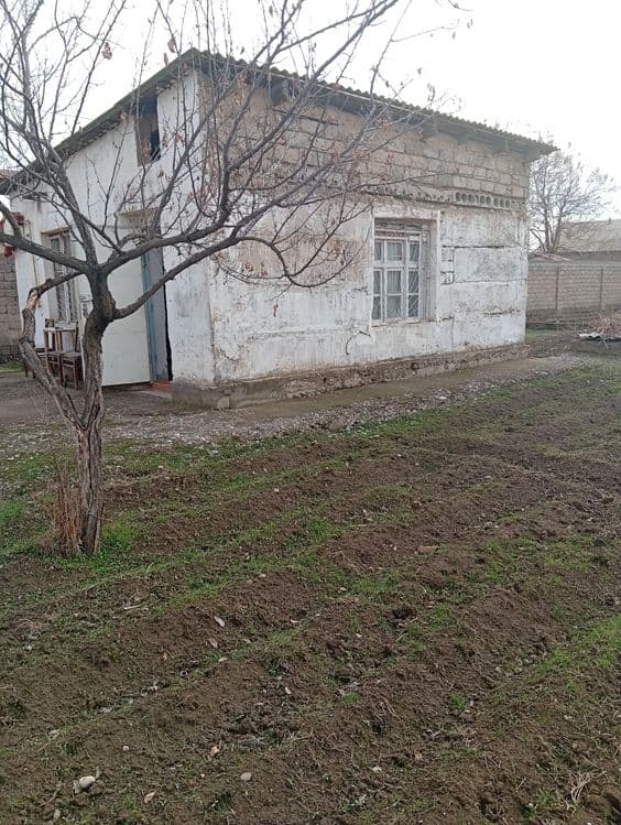 Uy sotiladi yangi O'bekiston parkdan otganda — 2
