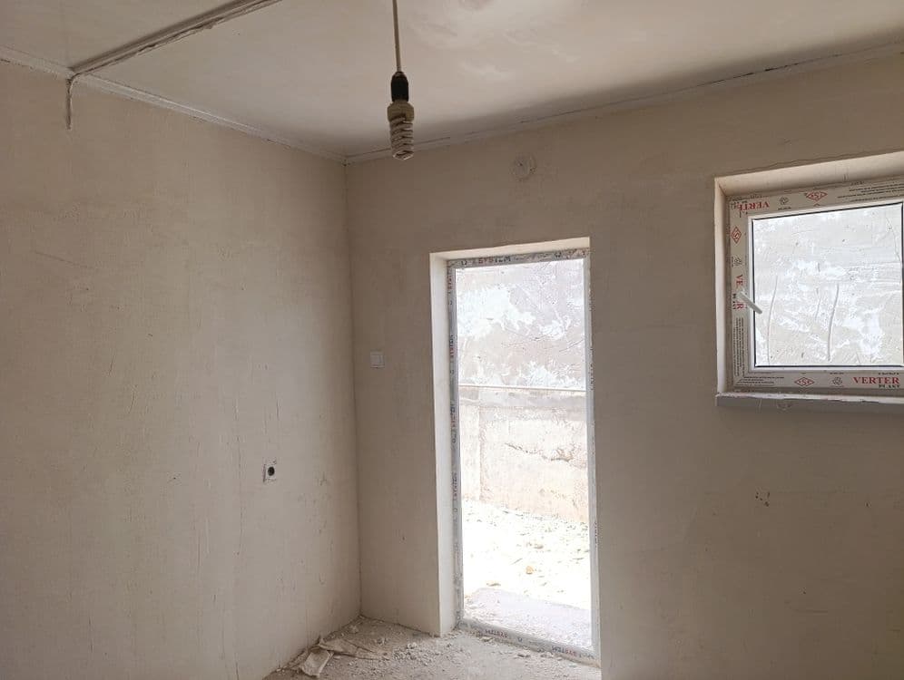 Срочно.Продам дом 2 ком 20500долларов . Уртачирчикский р-он махаля Бо — 3