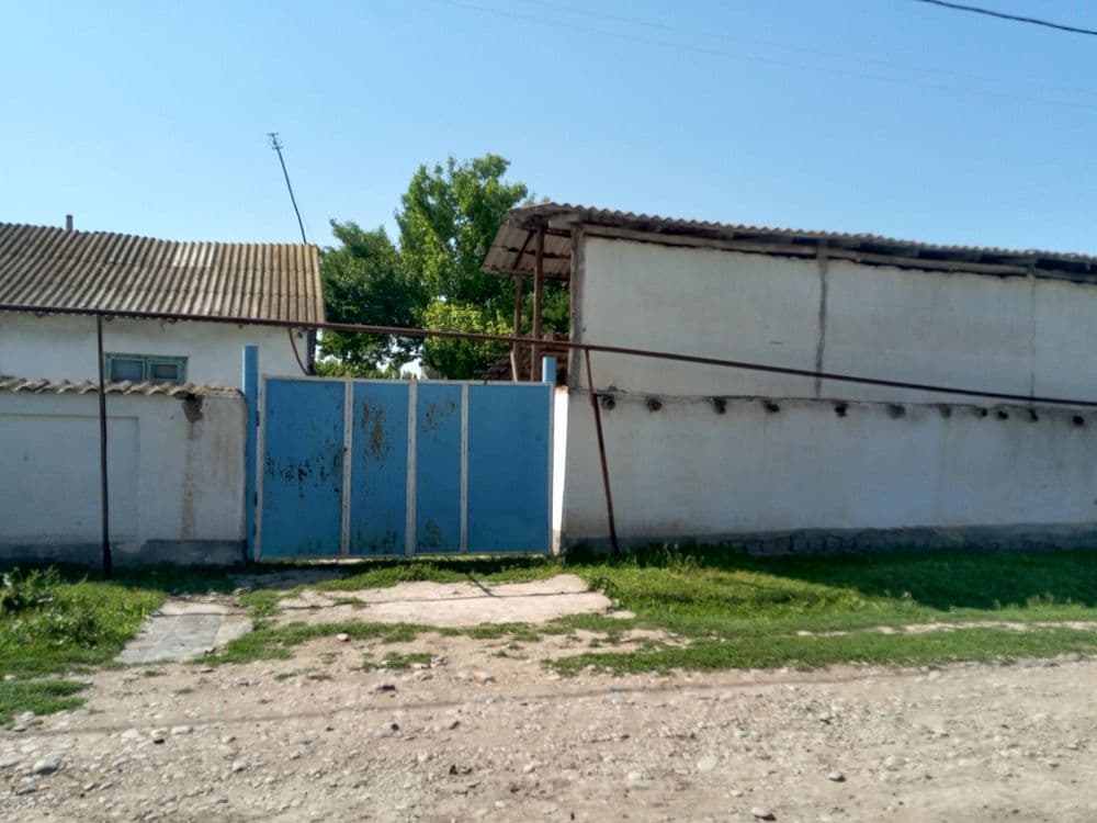 К,уйичирчик, туманида уй сотилади. — 1