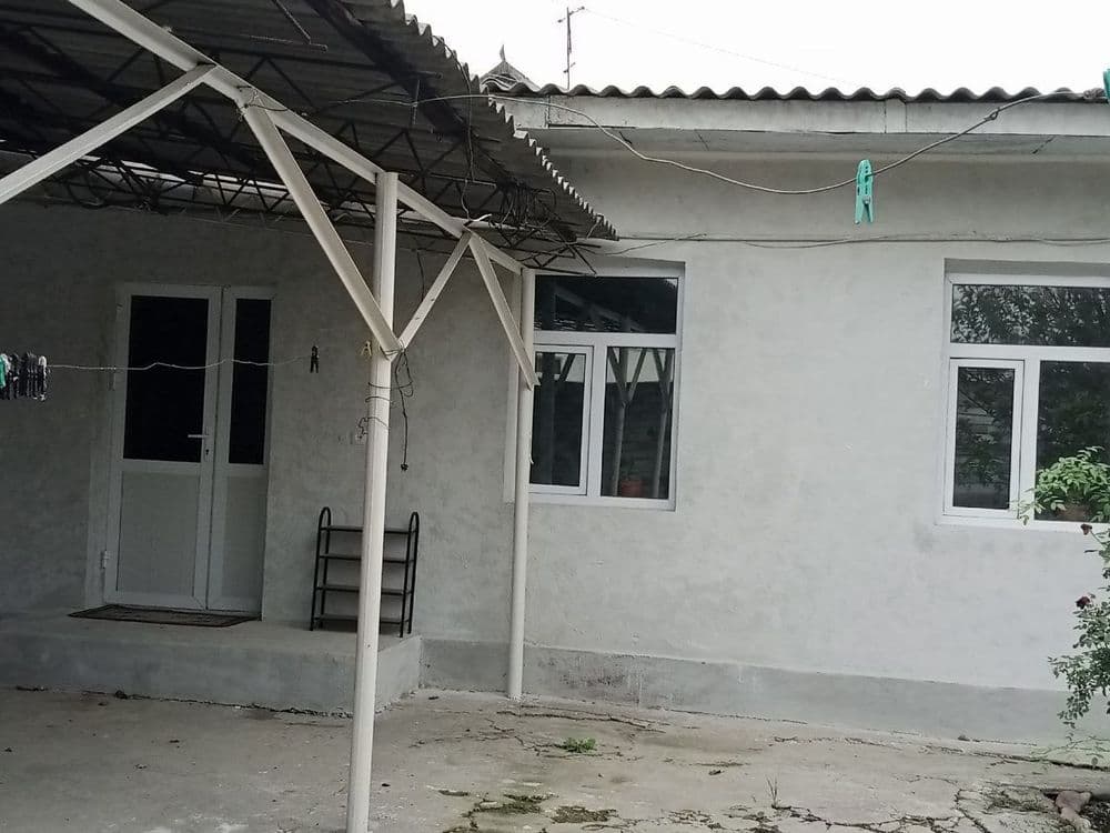 УЗИМНИКИ УЙ СОТИЛАДИ СРОЧНО ТАЙЕР
Toshkent viloyati, Quyichirchiq tuma — 3