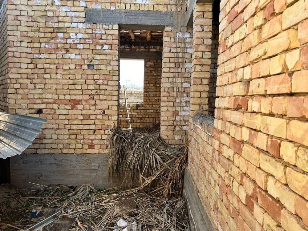 Продаю  срочна дом каробка 2 сотки — 2