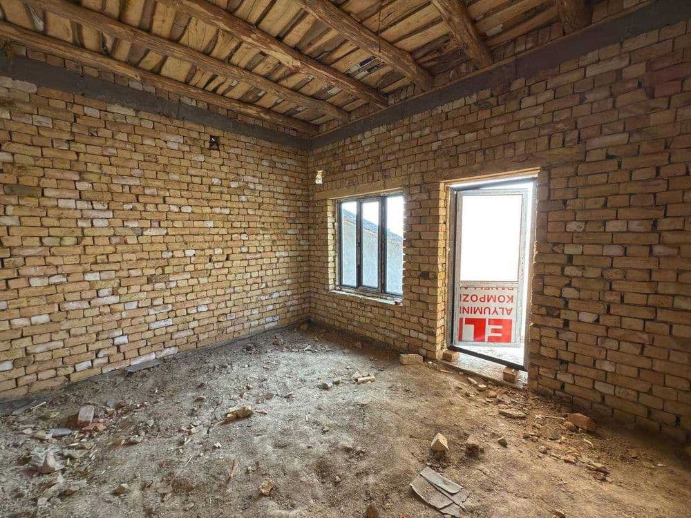 Янги пишган ғиштдан сифатли курилган каробка участка сотилади. — 4