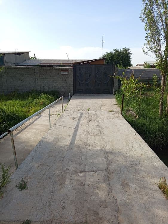 Uy sotiladi faqat naqtga — 1