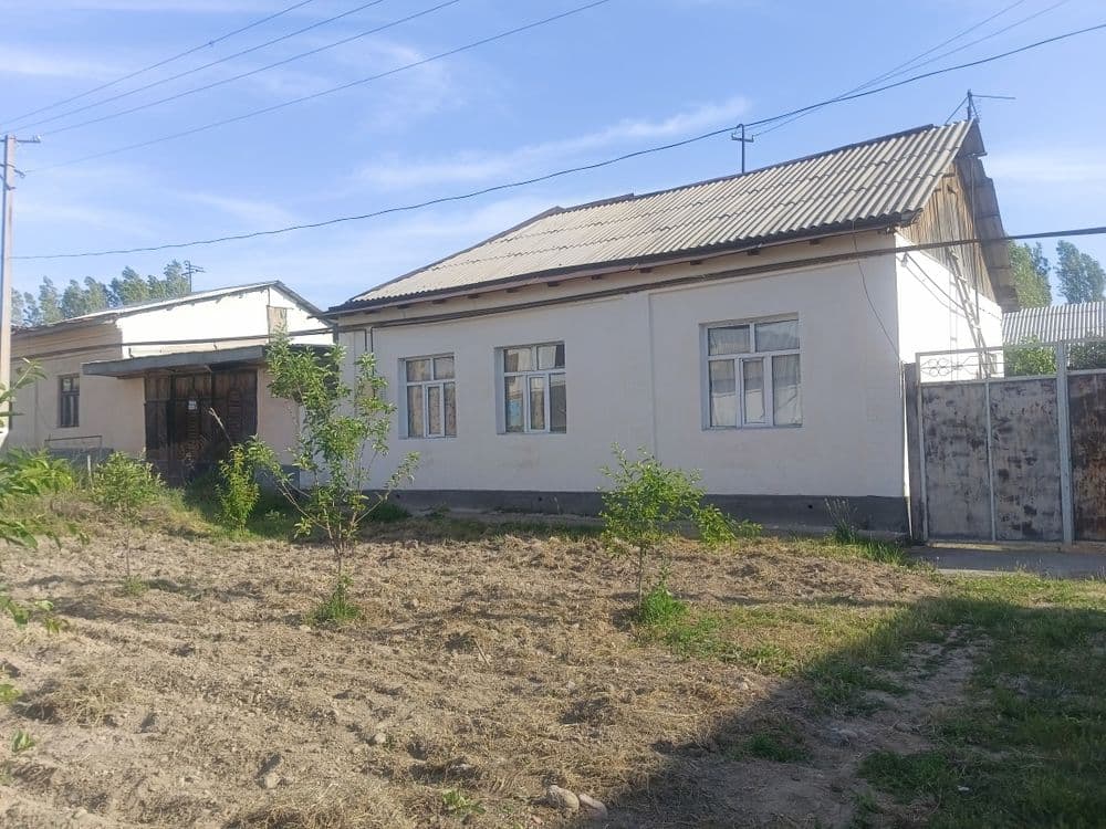 Дом продаётся 7 суток адрес Ташморя количество комнат 5 высота потолок — 2