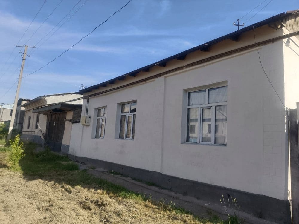 Дом продаётся 7 суток адрес Ташморя количество комнат 5 высота потолок — 3