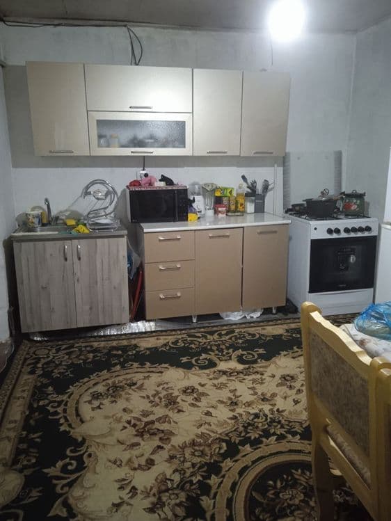 Янгийол центрда Бозорга Як,ин Срочна уй сотилади — 1